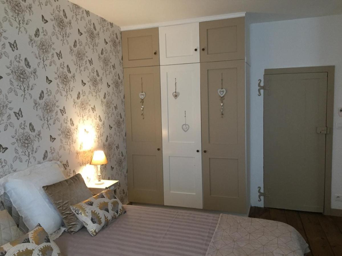 De Charme Et D'Eau Bed & Breakfast Saint-Savinien Exterior photo